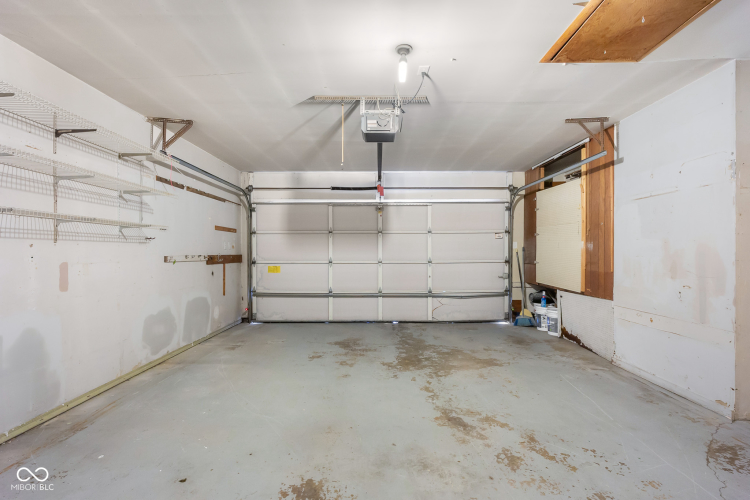Listing Image 40