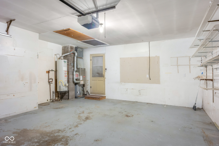 Listing Image 41