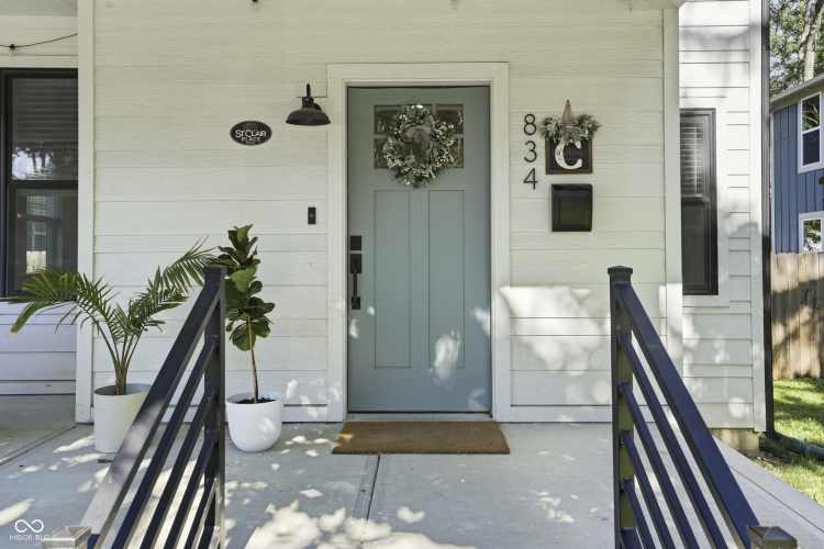 Listing Image 3