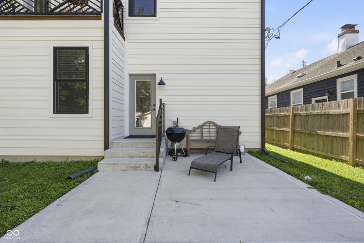 Listing Image 23