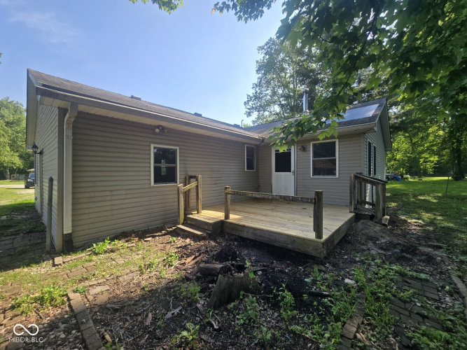 Listing Image 6