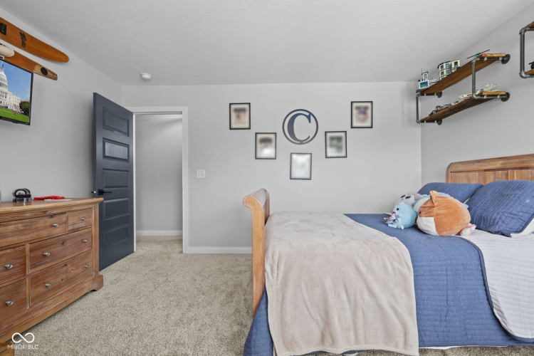 Listing Image 32