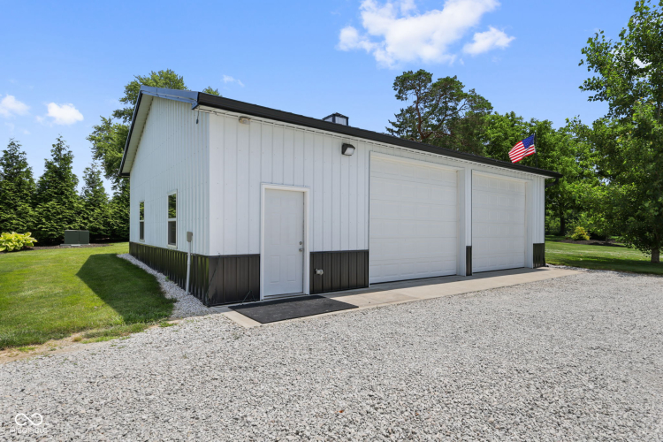 Listing Image 45