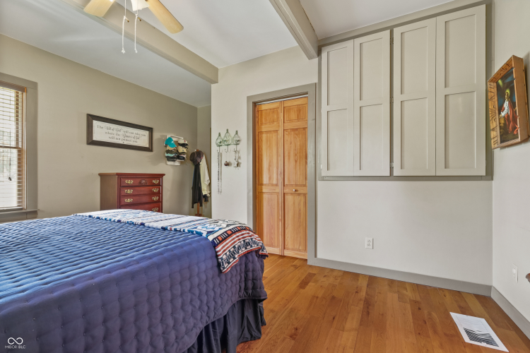 Listing Image 21