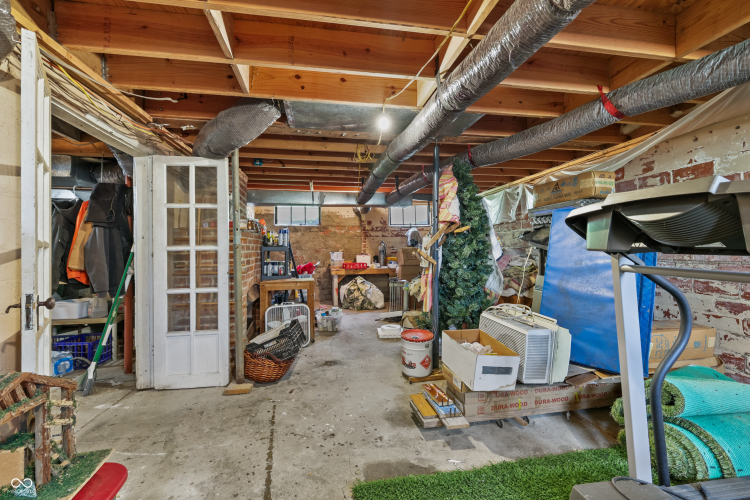 Listing Image 28
