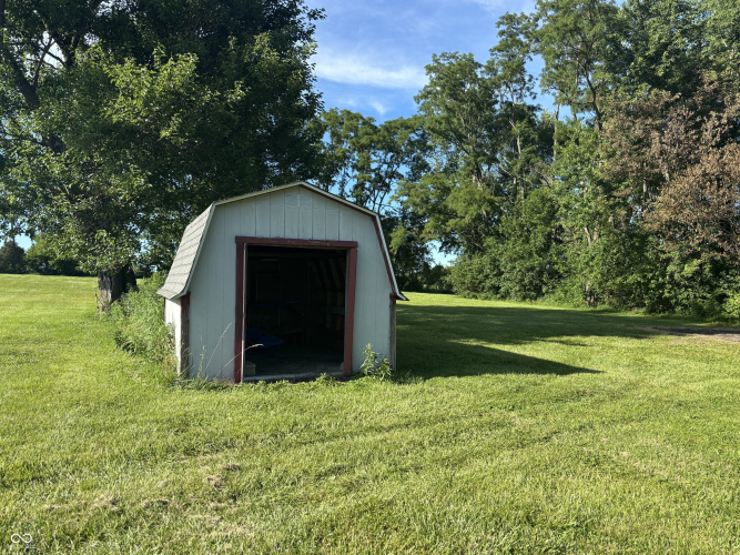 Listing Image 24