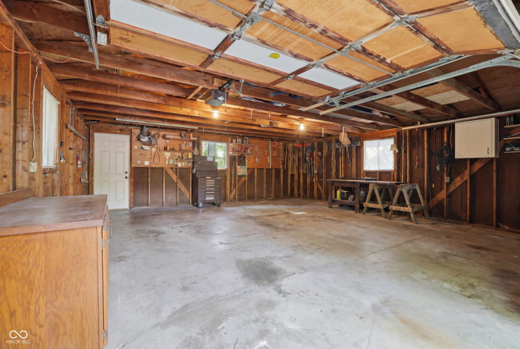 Listing Image 37