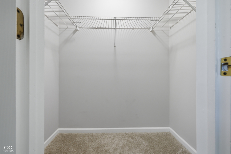 Listing Image 24