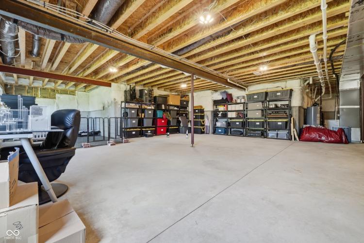 Listing Image 41