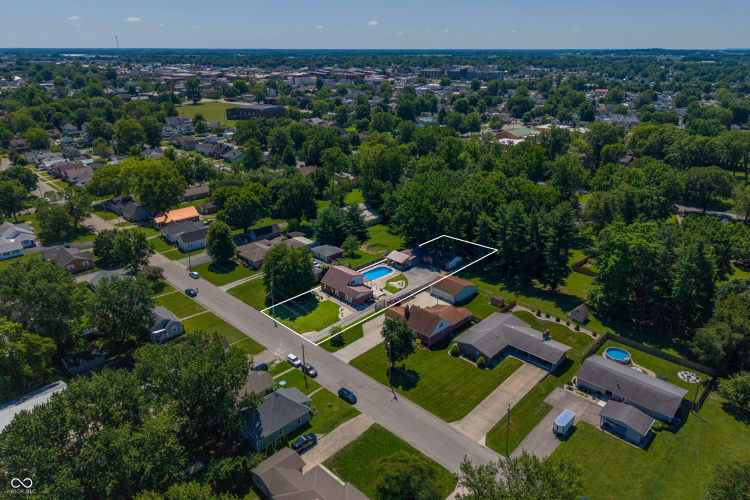 Listing Image 82