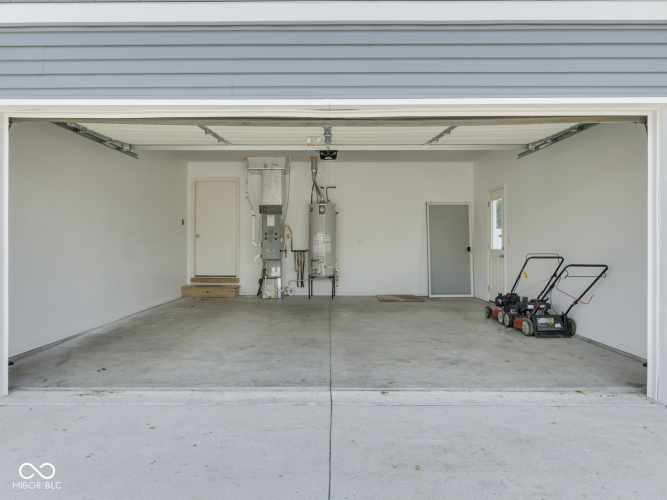 Listing Image 36