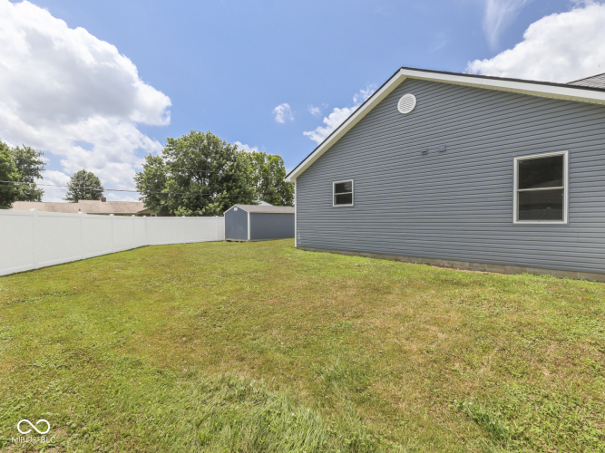 Listing Image 43