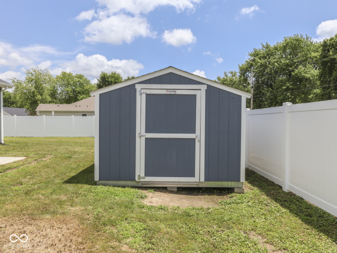 Listing Image 44