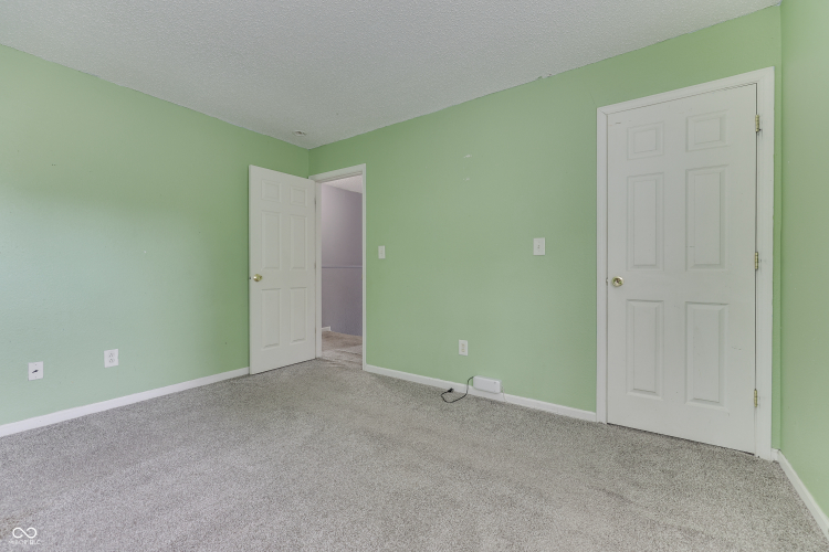 Listing Image 27