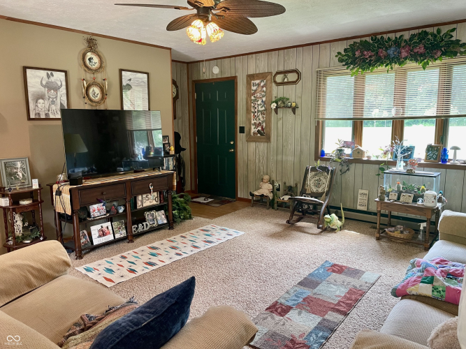 Listing Image 11