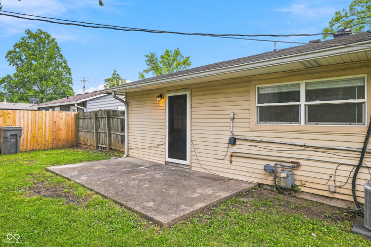 Listing Image 21