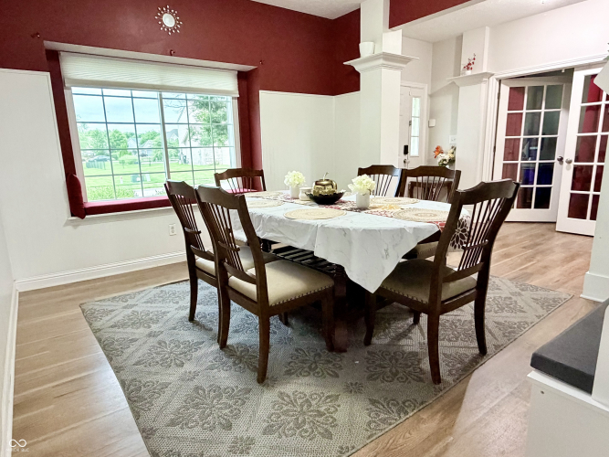 Listing Image 17