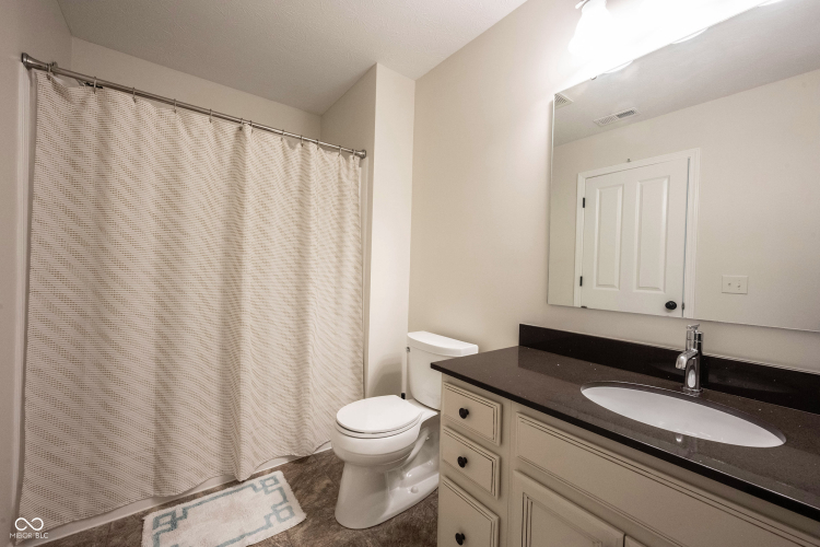 Listing Image 55