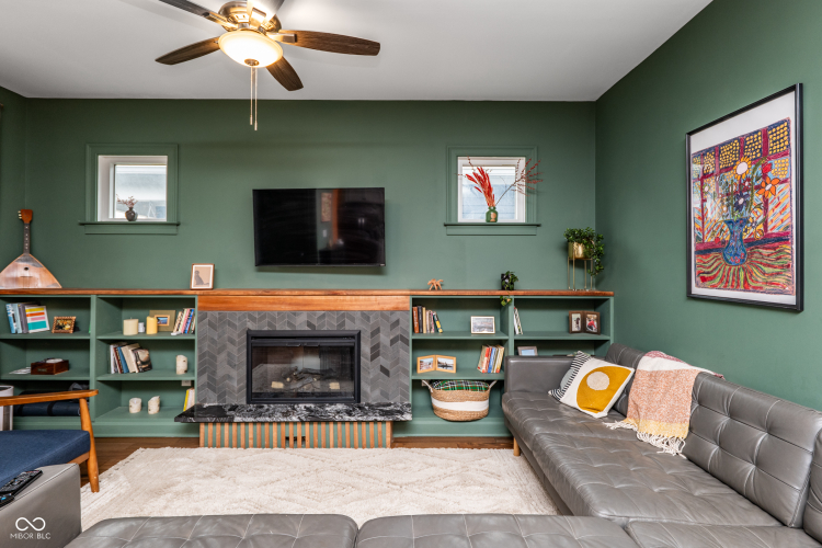Listing Image 9