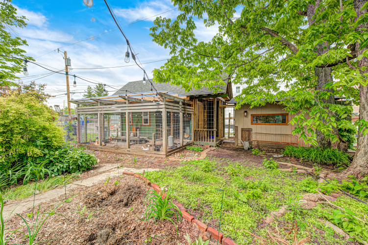 Listing Image 27