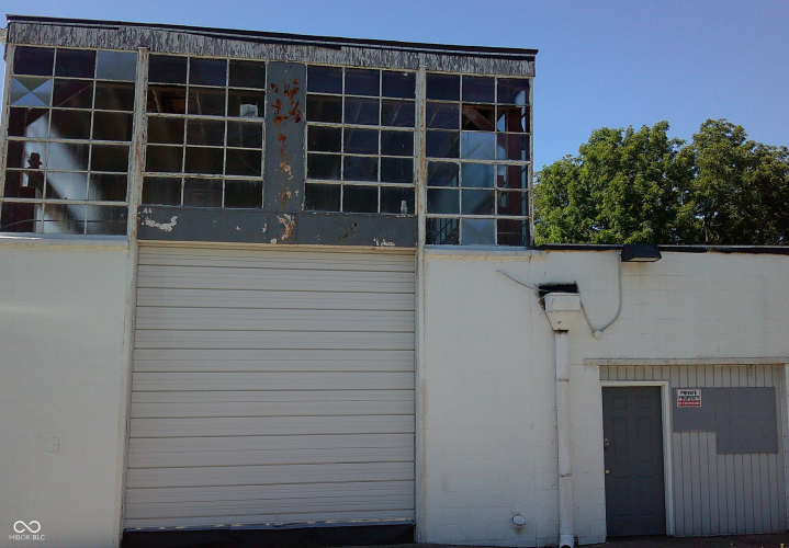 Listing Image 6