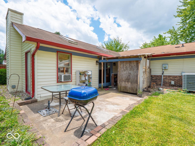 Listing Image 44