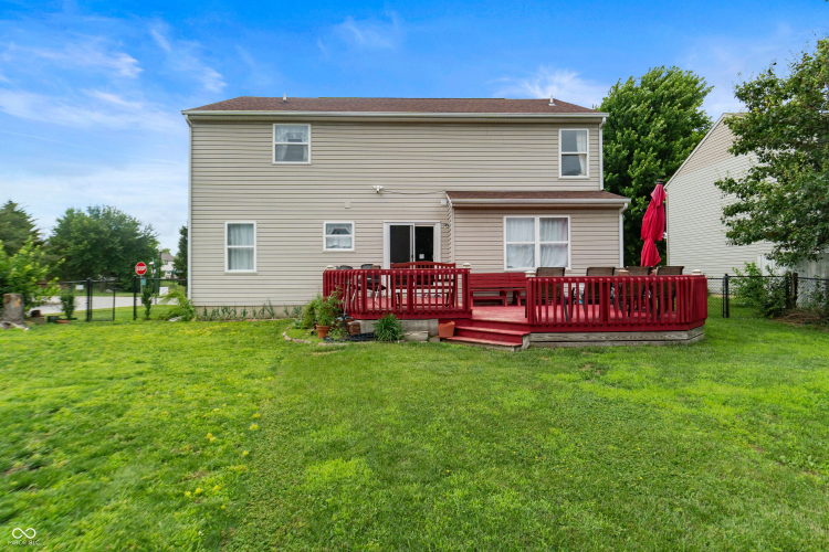 Listing Image 5