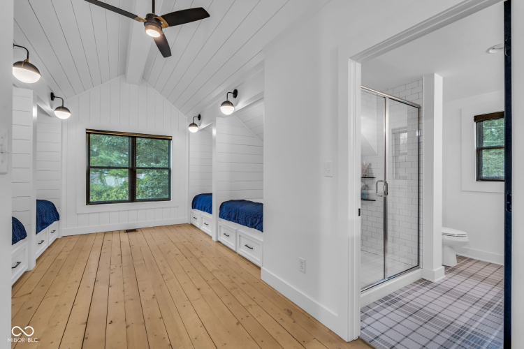 Listing Image 65