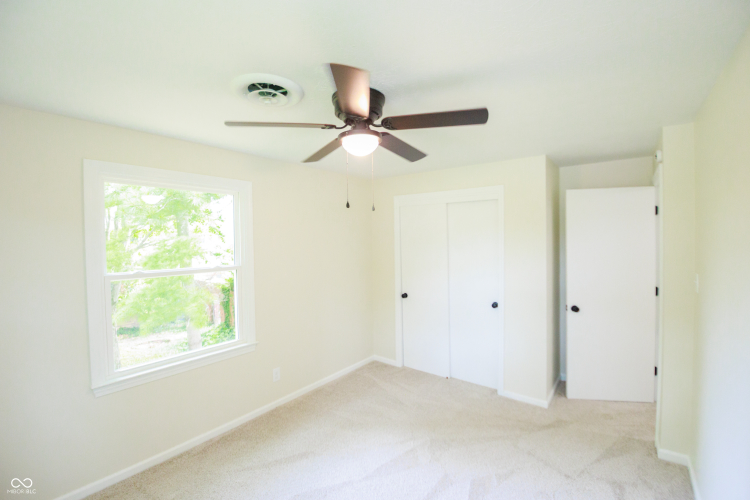 Listing Image 33
