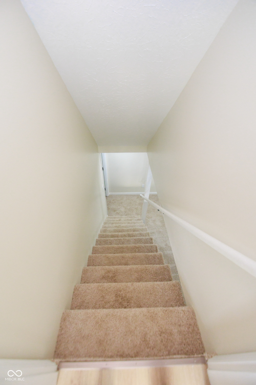 Listing Image 50