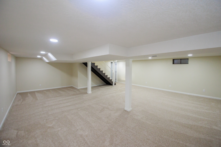 Listing Image 55