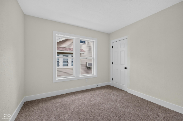 Listing Image 30
