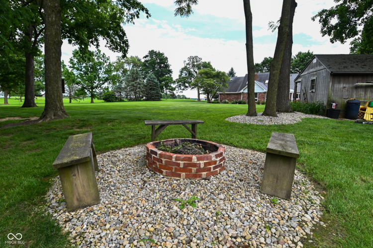 Listing Image 53