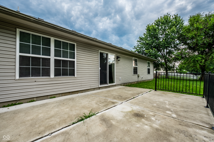 Listing Image 25