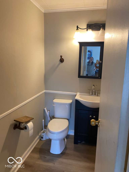 Listing Image 12