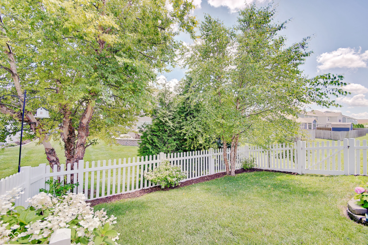 Listing Image 14
