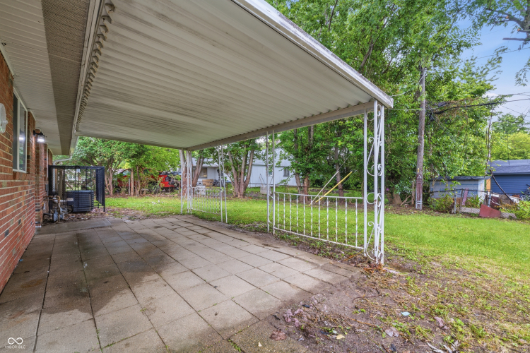Listing Image 21