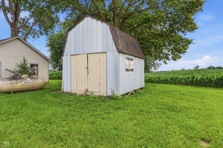 Listing Image 32
