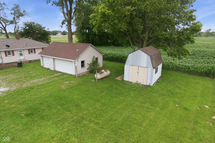 Listing Image 33