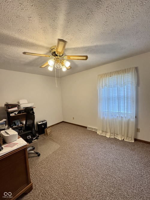 Listing Image 42