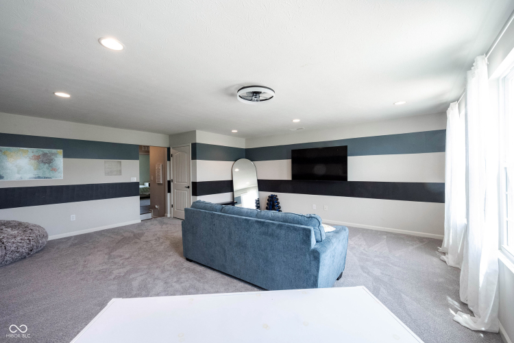 Listing Image 55