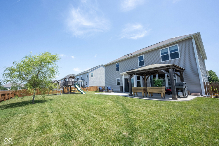 Listing Image 64