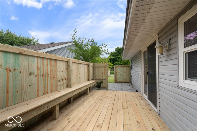 Listing Image 27