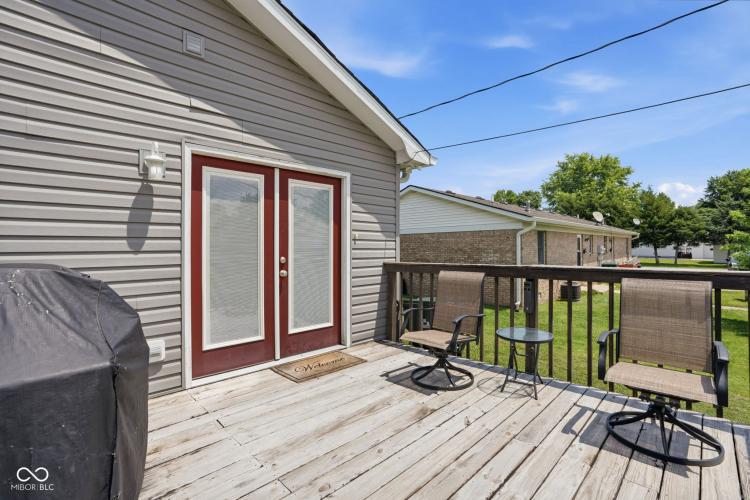 Listing Image 20