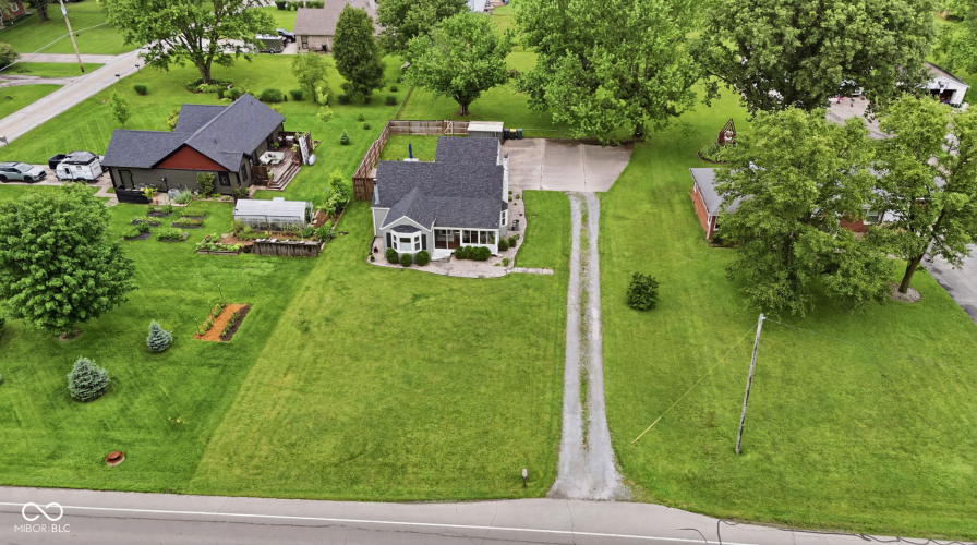 Listing Image 26