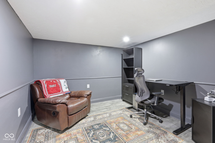 Listing Image 59