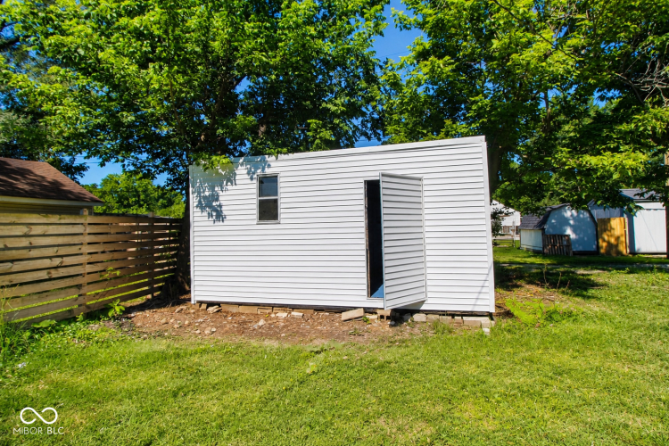 Listing Image 18