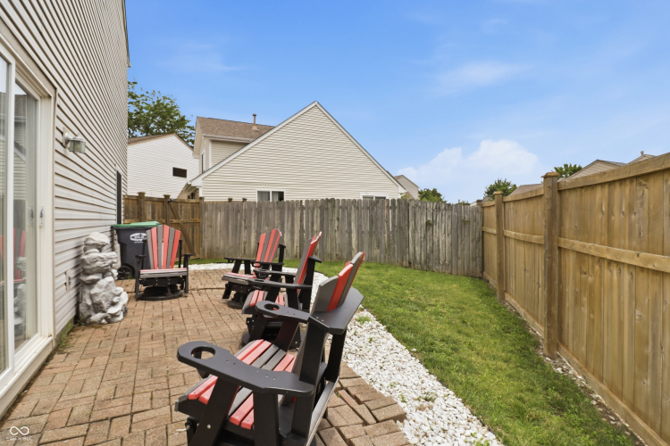 Listing Image 44