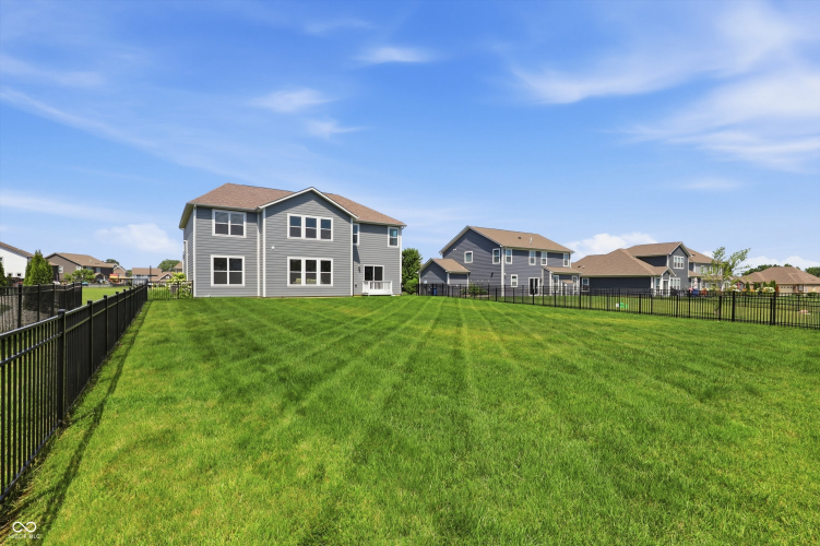 Listing Image 41