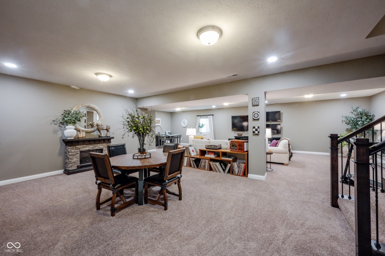 Listing Image 65